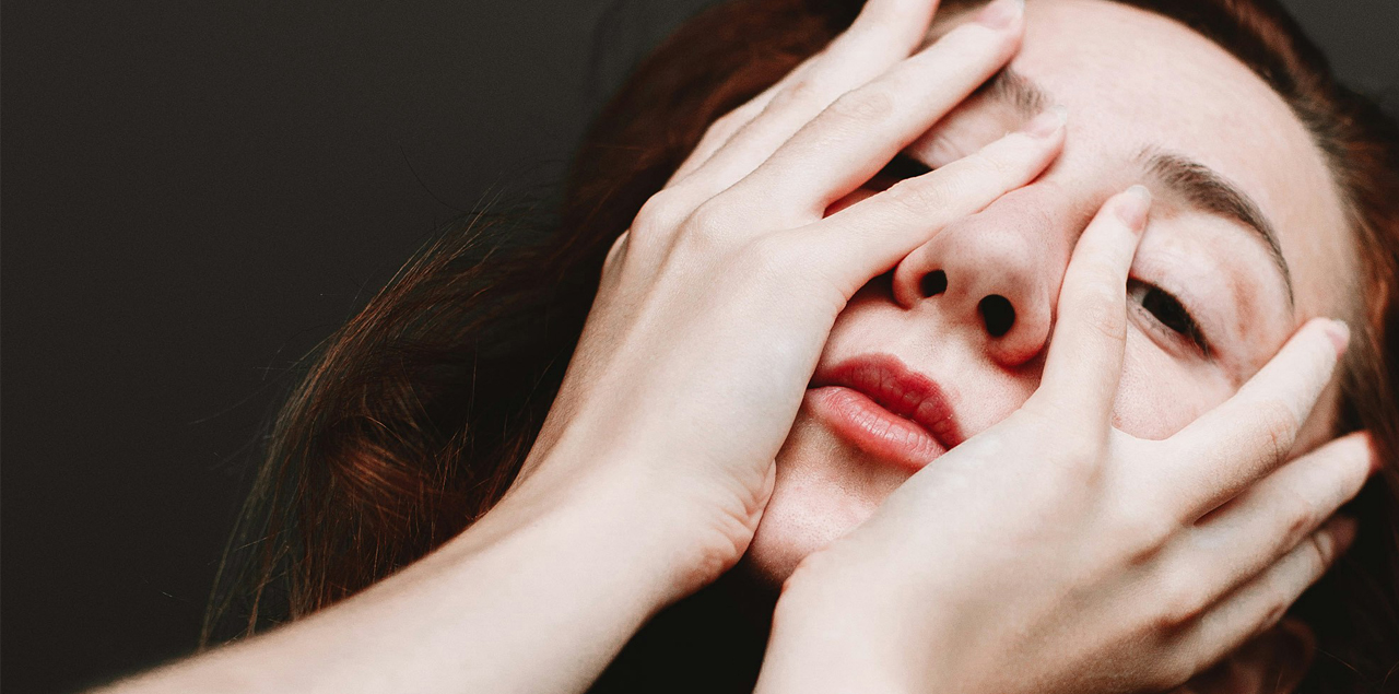 trasformare la vergogna abbracciando se stessi