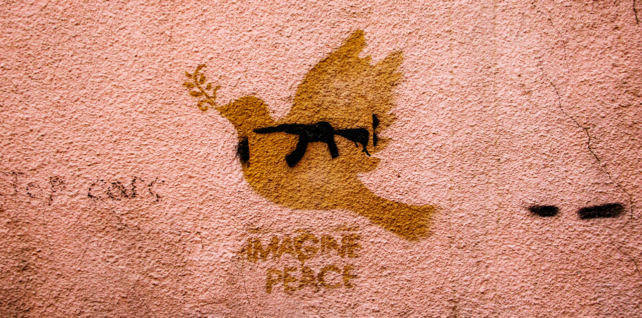 in cerchio con la guerra