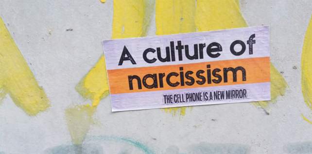 il mito di narciso nell'era dei social